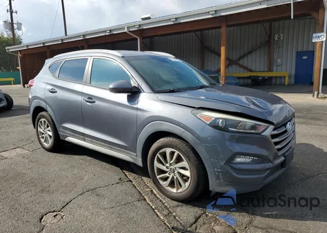 2017 Hyundai Tucson Limited z USA, uszkodzony, nr VIN KM8J3CA43HU261976